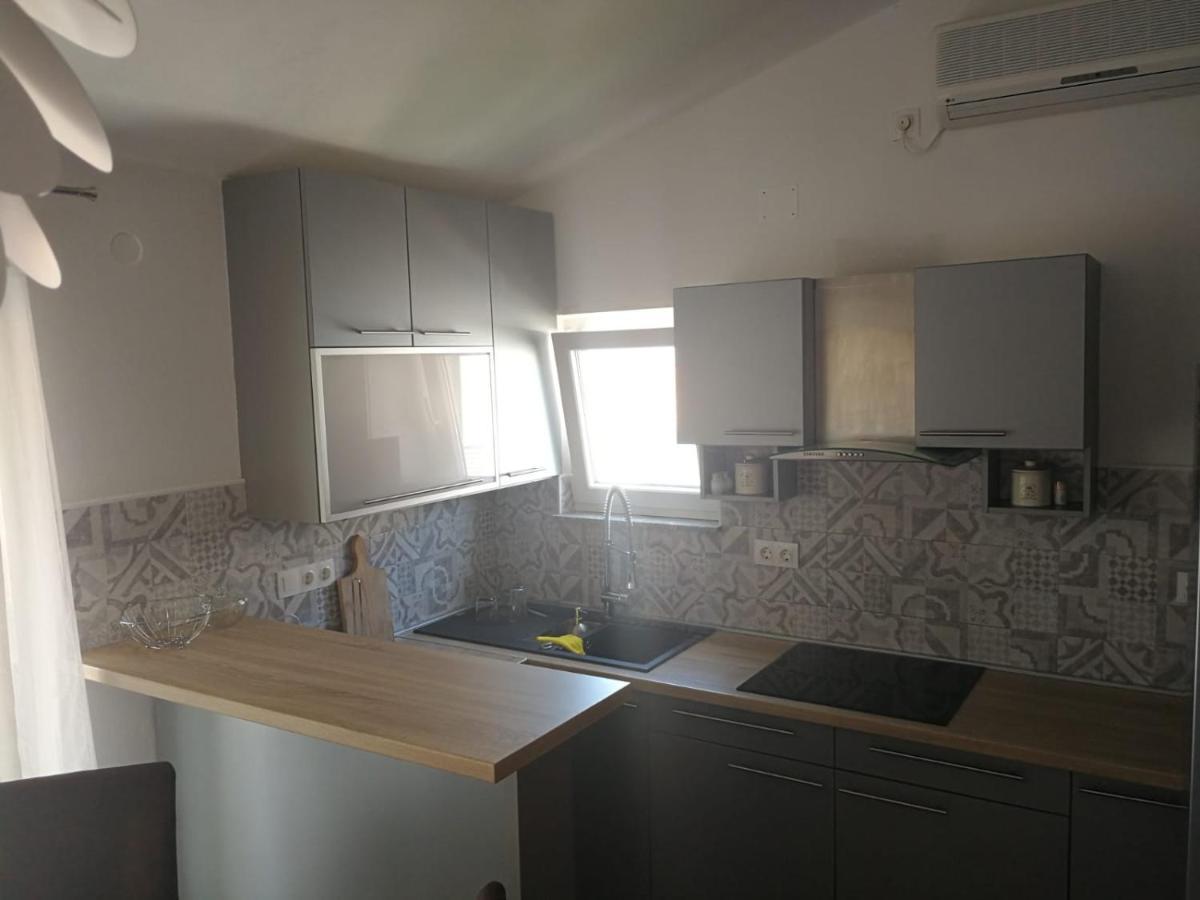 Apartmani Nea Биоград-на-Мору Экстерьер фото