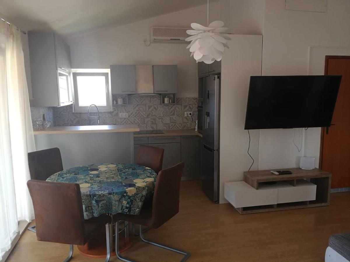 Apartmani Nea Биоград-на-Мору Экстерьер фото