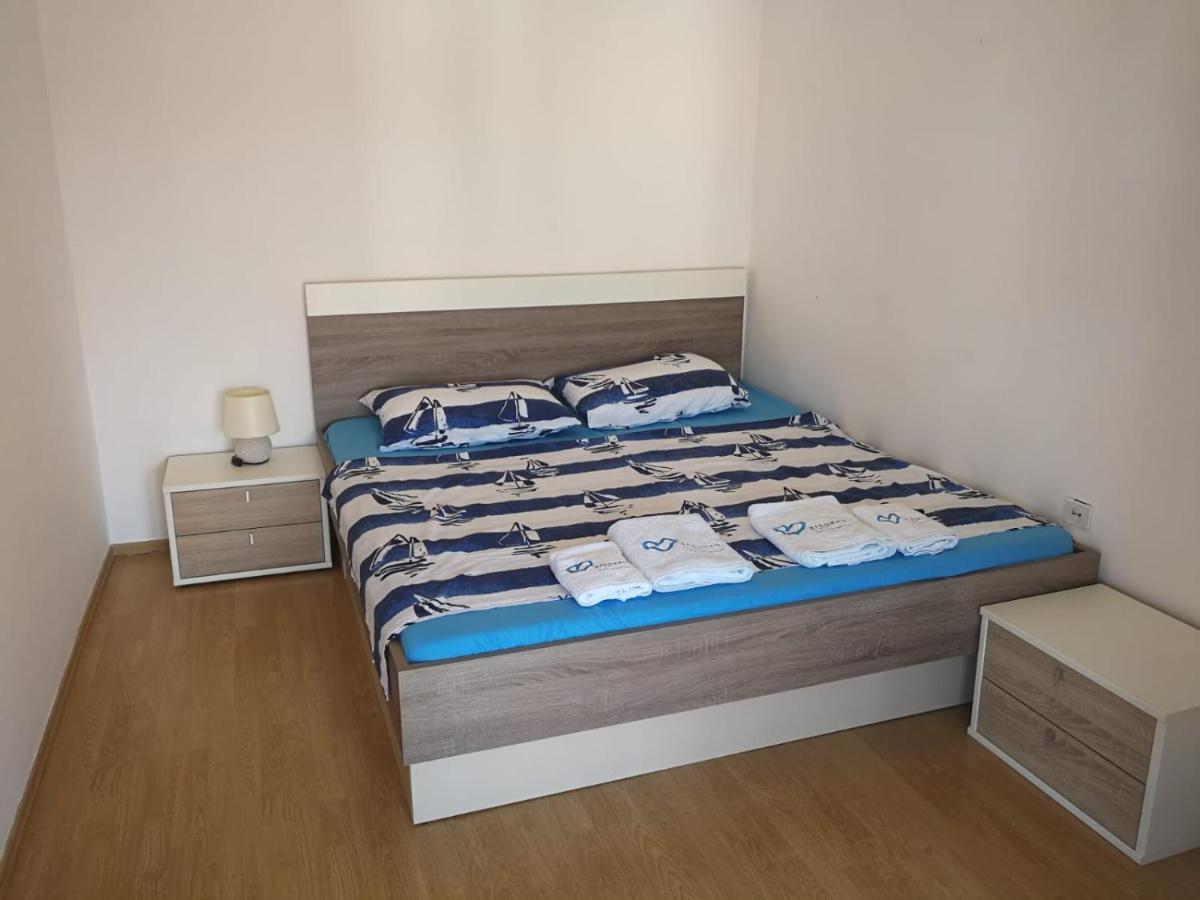 Apartmani Nea Биоград-на-Мору Экстерьер фото