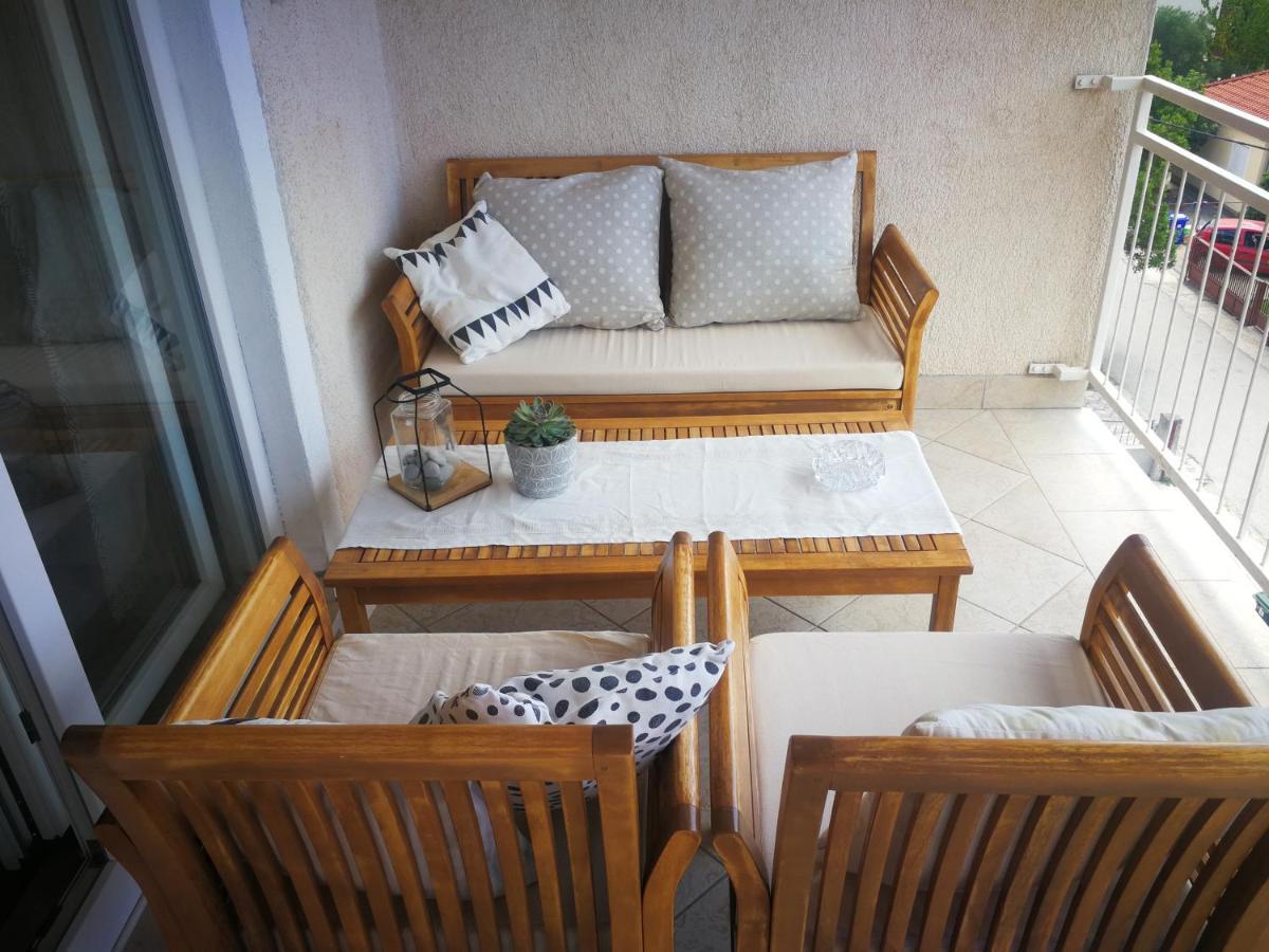 Apartmani Nea Биоград-на-Мору Экстерьер фото